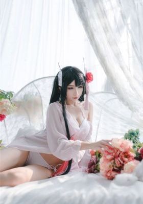穿成极品老妇之后只想当咸鱼结局
