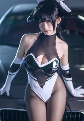 女大学生沙龙服务